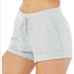 NWT Alo Yoga Daze Short